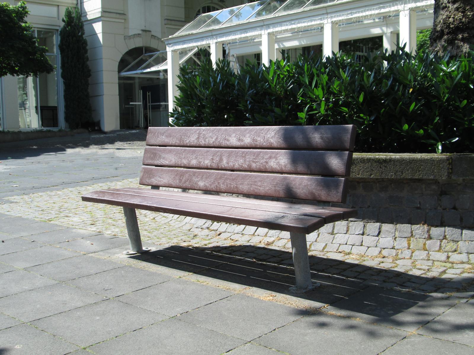 Sapo bench